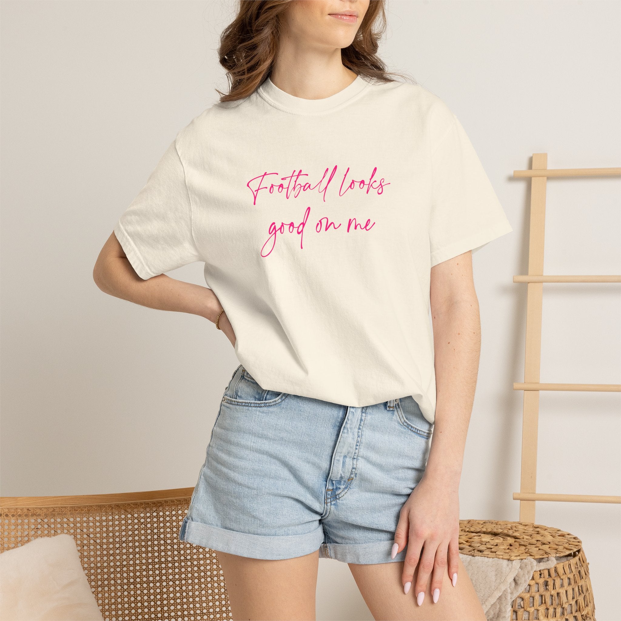 T-Shirt — "Tennessee Girl" Script Graphic Tee