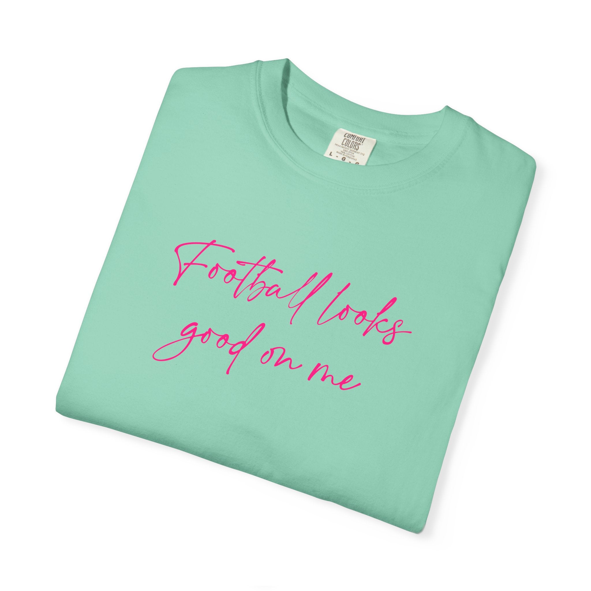 T-Shirt — "Tennessee Girl" Script Graphic Tee